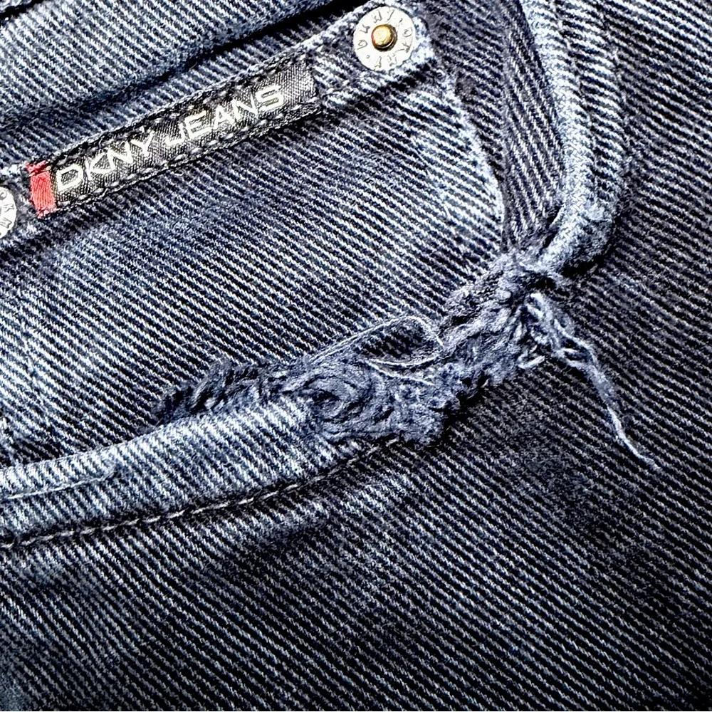 Vintage 2001 DKNY Black Wash Denim 100% Cotton Classic Retro Y2K Straight Jeans